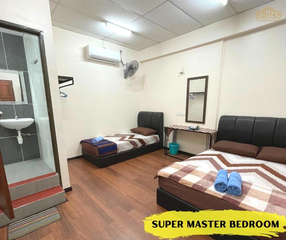 Adina Homestay Langkawi ~Spacious Homestay~ クア エクステリア 写真